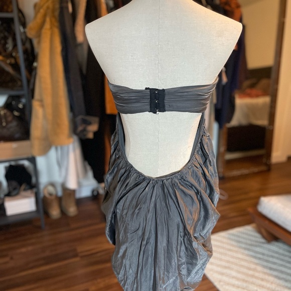 Zara dress peekaboo back. - Picture 2 of 4